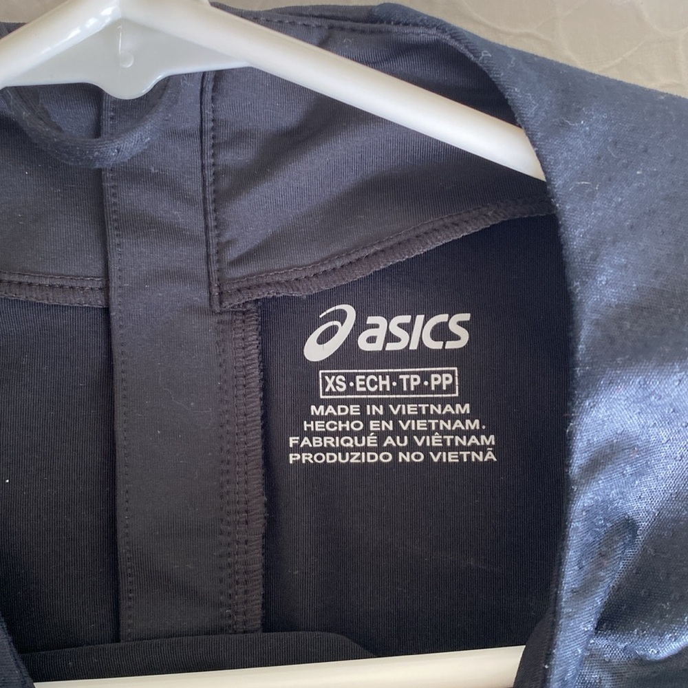 ASICS Running Shirt - Picture 5 of 5